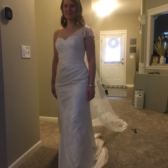 One Shoulder Designer Wedding Dress with Slit - Picture 5 of 6